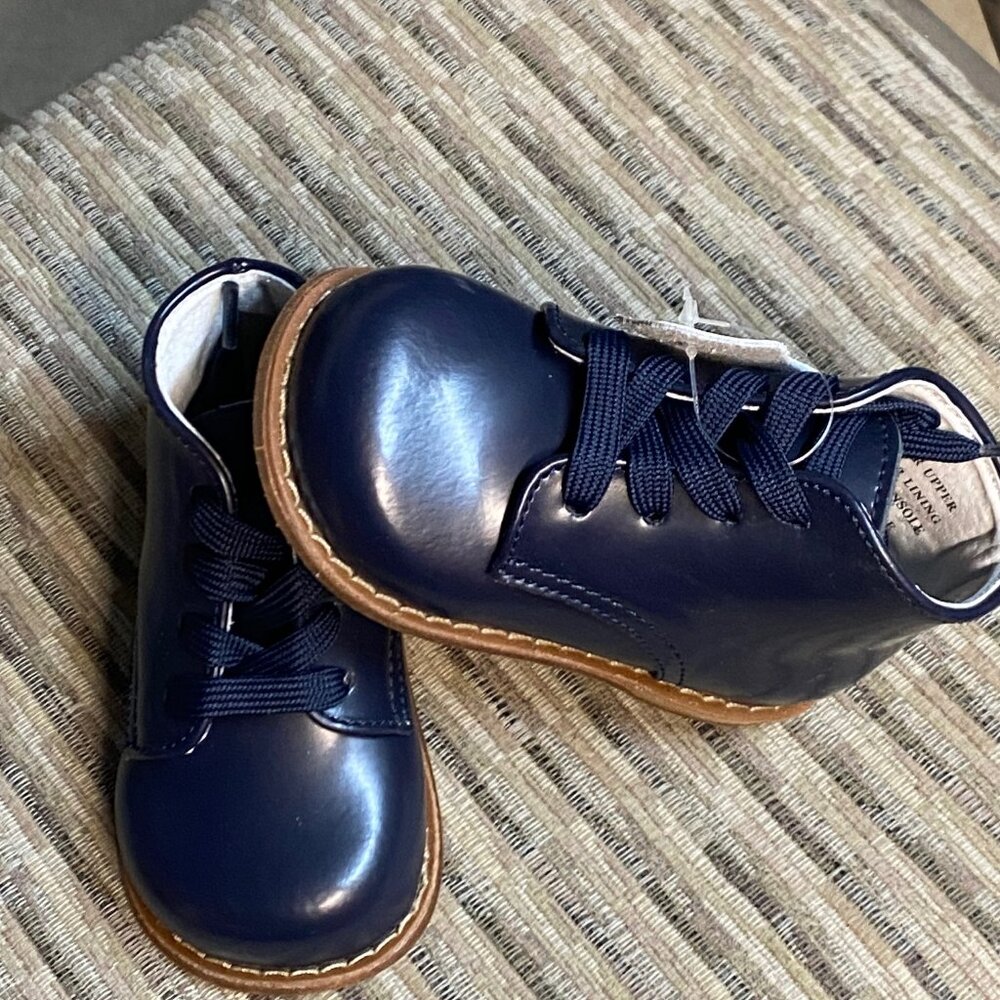 baby boy leather white shoes size 2